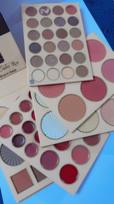 SHEGLAM Ember Rose My Loving Palette – لوحة ساحرة مستوحاة من جمال الورود