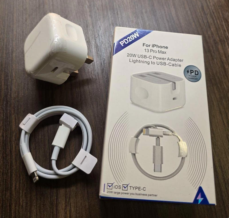 شاحن ايفون 20 واط