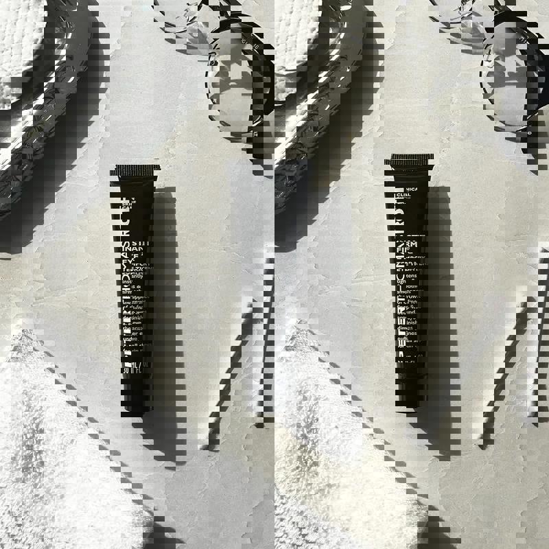 برايمر شد العينين  Instant FIRMx Eye من Peter Thomas Roth  ي