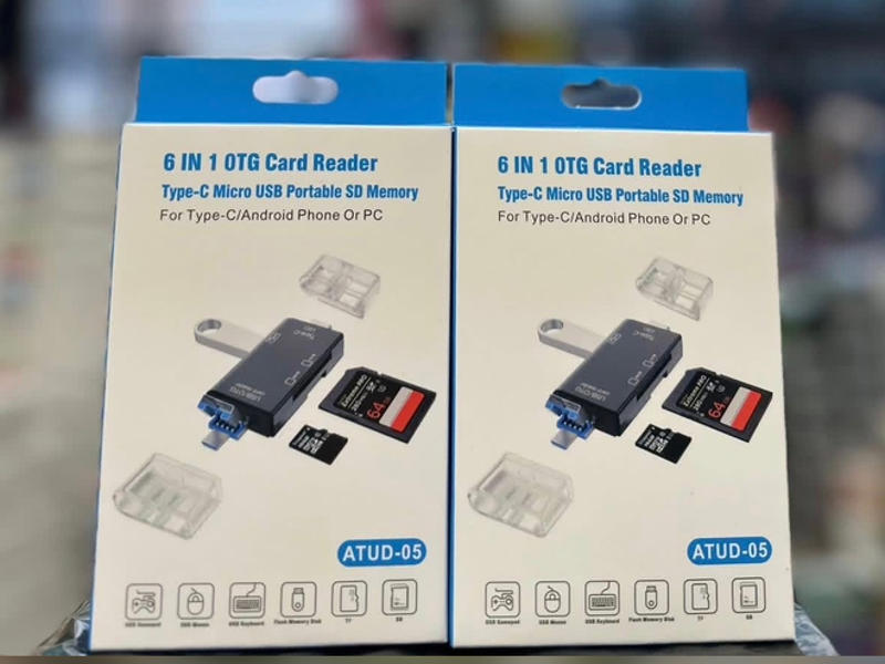 قارئ ذاكرة متعدد المنافذ 6x1