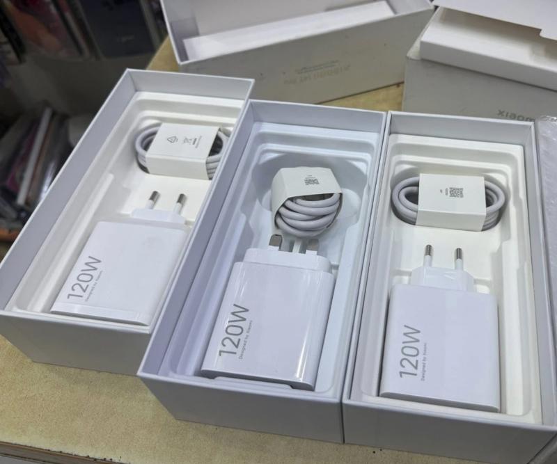 شاحن مسحوب  120 واط